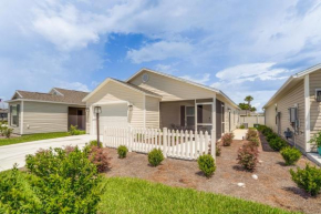 Screened Lanai New-Build Home in The Villages!
